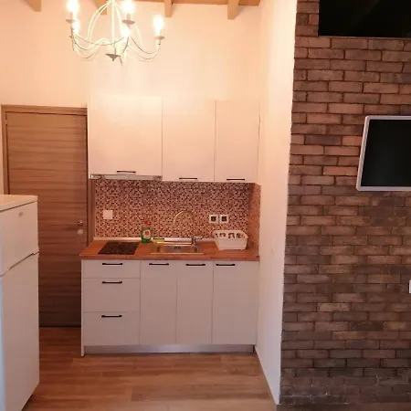 Tiny House By The Sea Tatil Evi