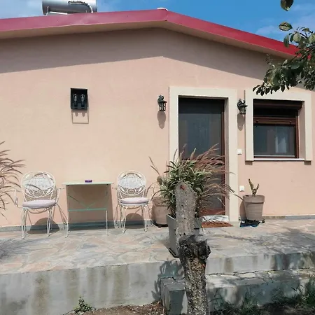 Tiny House By The Sea 度假居 *